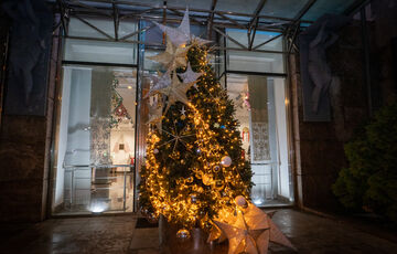 С елкой и фотозонами, но без ярмарок и фудкортов: как Киев будет праздновать Новый год