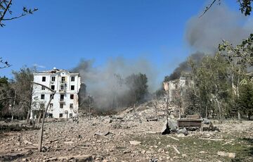 Одна людина загинула, 11 отримали поранення внаслідок удару по Краматорську Одна людина загинула, 11 отримали поранення внаслідок удару по Краматорську