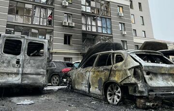 Россияне ударили по жилым многоэтажкам в Сумах