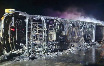 В Індії після ДТП спалахнув автобус: 25 людей загинули