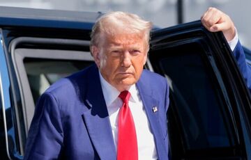 Байден обсудил с Трампом возможную попытку покушения на него Байден обсудил с Трампом возможную попытку покушения на него
