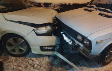 Пьяный водитель в Одессе изуродовал семь автомобилей - ФОТО Пьяный водитель в Одессе изуродовал семь автомобилей - ФОТО