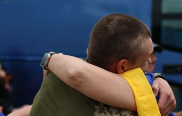 Зеленский подтвердил второй обмен военнопленными и показал лица освобожденных защитников: фото