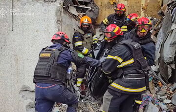 Спасатели достали из-под завалов тело 15-летнего парня: число жертв в Харькове выросло до 3-х