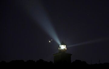 ФОТОФАКТ: жителі Землі побачили злиття Юпітера і Сатурна