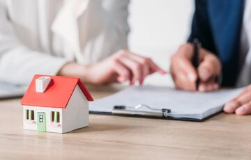 Части украинцев могут списать задолженность по кредитам за жилье