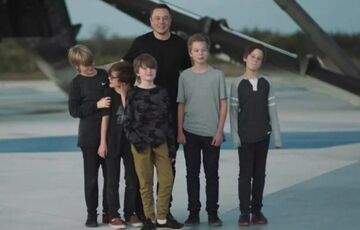 Син Ілона Маска змінить стать і повністю зречеться свого батька