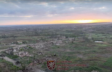 Украинские десантники показали, как выглядит освобожденная Клещеевка: видео Украинские десантники показали, как выглядит освобожденная Клещеевка: видео