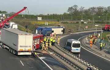В Польше перевернулся автобус, среди пострадавших - украинцы: фото
