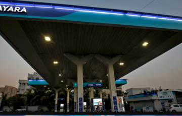 НПЗ Індії продовжують закуповувати російську нафту, незважаючи на санкції, - Reuters НПЗ Індії продовжують закуповувати російську нафту, незважаючи на санкції, - Reuters