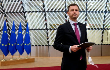 В Словакии правительство уходит в отставку: курс страны может сменится на пророссийский