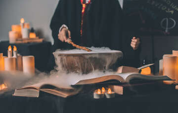 Актеры из ”Гарри Поттера” вместе отпраздновали 19 лет с дня выхода ”Философского камня” (ВИДЕО)