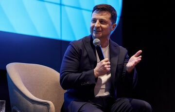 Зеленський пообіцяв вакцинованим українцям старше 60 років смартфони