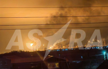 В Кстово после атаки возник пожар в промзоне, где находятся НПЗ ”Лукойл” и нефтехимический завод ”Сибур”