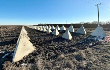 Посадовці Міноборони Росії розкрадали гроші на будівництві лінії Суровікіна, - ЗМІ Посадовці Міноборони Росії розкрадали гроші на будівництві лінії Суровікіна, - ЗМІ