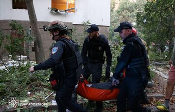 В результате ночных обстрелов десятки людей ранены, трое погибли, - Зеленский