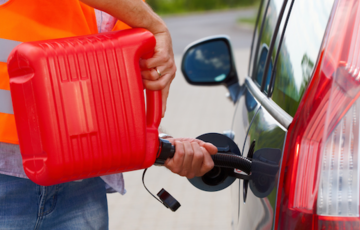 Дефицит топлива ликвидируют за неделю, но бензин подорожает 