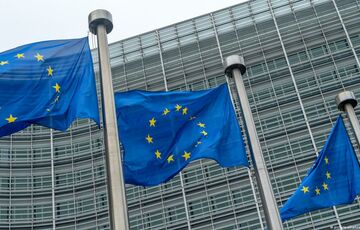 Еврокомиссия: экономика РФ из-за санкций оказалась в ”реанимации”