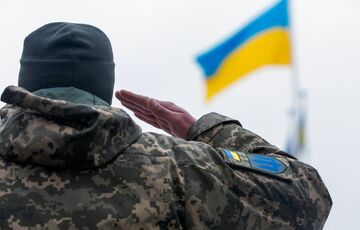 В Раде продлили военное положение и мобилизацию В Раде продлили военное положение и мобилизацию