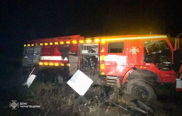 Росіяни обстріляли рятувальників у Ніжині: є загиблий Росіяни обстріляли рятувальників у Ніжині: є загиблий