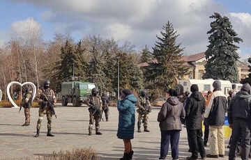 Оккупанты в Скадовске повесили мирную жительницу у здания суда 