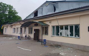 Российские военные ударили по железнодорожному вокзалу в Балаклее Российские военные ударили по железнодорожному вокзалу в Балаклее