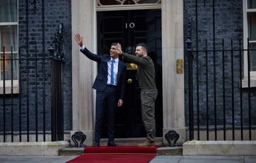 Зеленський у Франції зустрінеться з Макроном та Шольцем Зеленський у Франції зустрінеться з Макроном та Шольцем