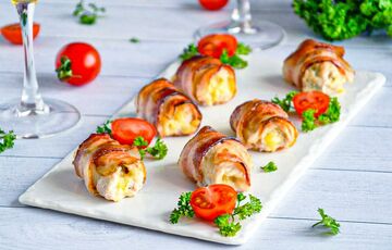 Що приготувати на Новий рік: рецепт ніжного курячого рулету з сиром