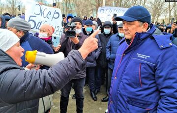 СМИ: Россия потребовала от Казахстана признания Крыма  СМИ: Россия потребовала от Казахстана признания Крыма