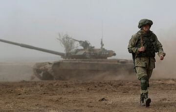 В Кабмине оценили вероятность полномасштабного вторжения России В Кабмине оценили вероятность полномасштабного вторжения России