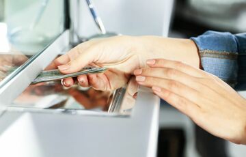 Обменять валюту в банке теперь можно без паспорта - НБУ