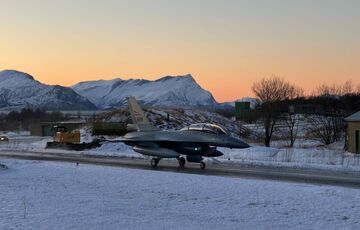 Норвегия может отправить Украине 22 F-16, двигатели к ним и тренажеры