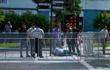 Зеленський засудив замах на прем'єра Словаччини Фіцо