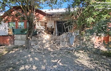 Россияне ударили из артиллерии по больнице в Херсоне: пострадали 8 человек