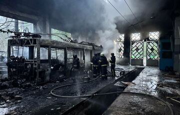 Россияне уничтожили троллейбусное депо в Харькове: фото