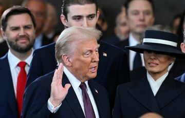 Трамп сделал заявление по переговорам между Зеленским и Путиным Трамп сделал заявление по переговорам между Зеленским и Путиным