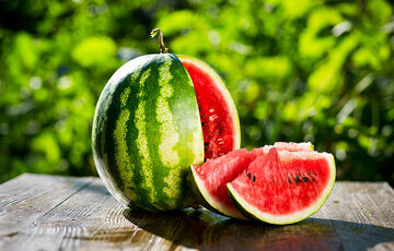 День арбуза: интересные факты о любимом лакомстве День арбуза: интересные факты о любимом лакомстве