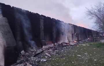 Росіяни розбомбили елеватор у Бериславі