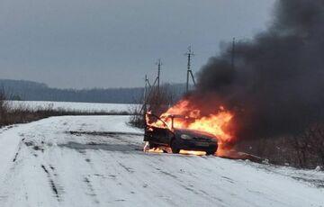 Росіяни атакували дронами цивільні автомобілі на Сумщині