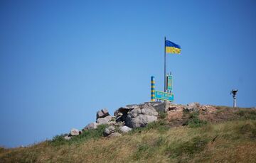 Військовий експерт пояснив, з якою метою російські окупанти після втечі обстріляли острів Зміїний  Військовий експерт пояснив, з якою метою російські окупанти після втечі обстріляли острів Зміїний