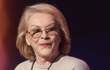 Зірка Іронії долі зламала хребет