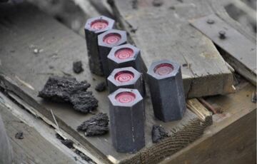 Оккупанты обстреляли Херсон запрещенными зажигательными боеприпасами