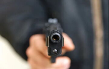 ”Устал, извините”: в Киеве сотрудник ТЦК прострелил себе голову