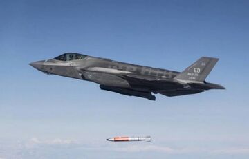 ЗМІ: США почали активніше розміщувати в Європі ядерні бомби B61-12