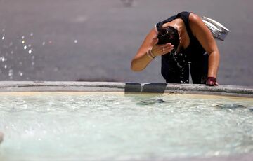 Стало известно, когда изнуряющая жара покинет Украину 