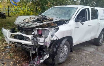 Російський дрон атакував машину енергетиків у Сумській області: фото