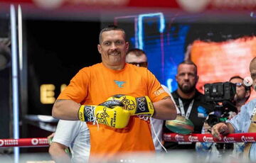 Реванш Усик-Ф'юрі перенесли через травму українця