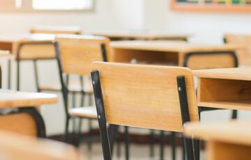 Учебный год завершится для школьников намного позже обычного