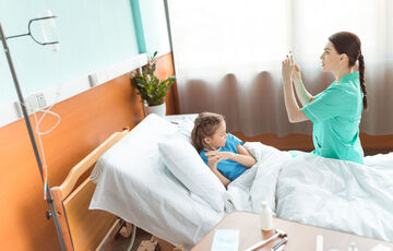 Ученые выяснили, как мигрени у подростков зависят от времени пробуждения