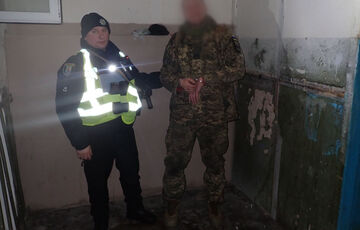 В Киеве пьяный военный в СЗЧ напал на нескольких людей с ножом